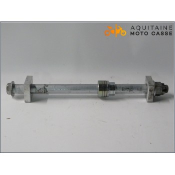 AXE DE ROUE ARRIERE KAWASAKI ER6 2013