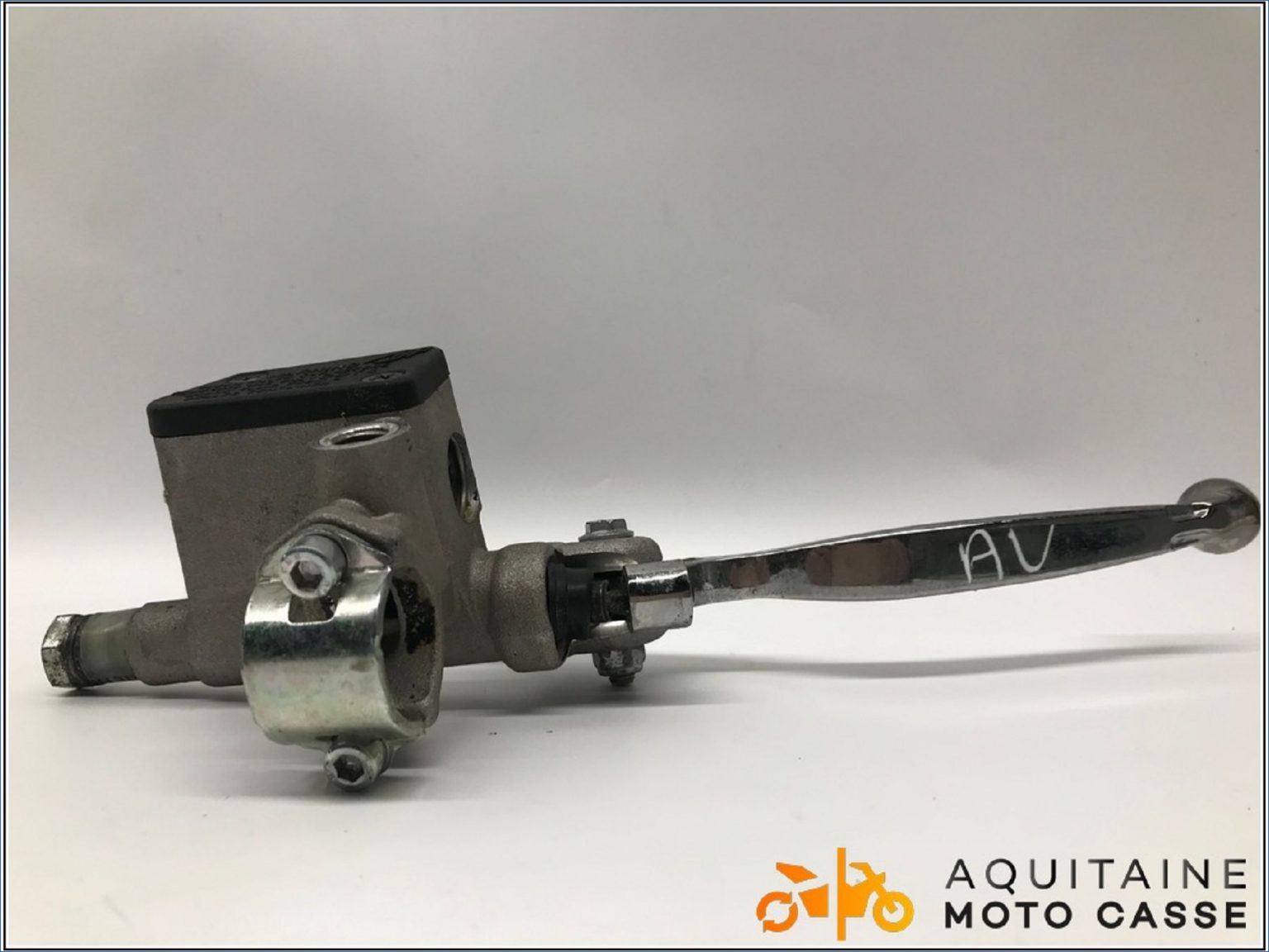 Maître-cylindre Avant Pour Peugeot 400 Satelis ABS (2007-2013) - Pièce D'occasion - état Fonctionnel