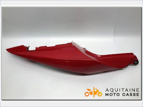 FLANC DE SELLE DROIT SUZUKI SV 650 2006