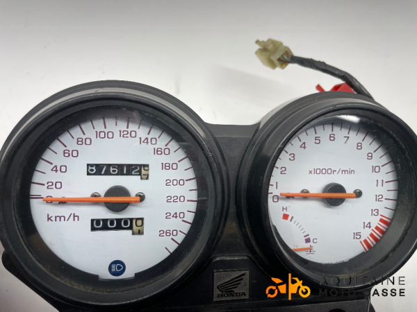 COMPTEUR HONDA HORNET 600 2002