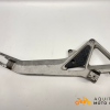 PLATINE AVANT DROITE HONDA HORNET 600 2002