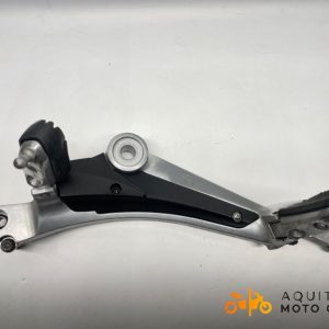 PLATINE AVANT GAUCHE APRILIA MANA GT 850 2011