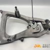 SUPPORT DE POT D'ÉCHAPPEMENT PEUGEOT METROPOLIS 400 2019