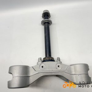 TÉ DE FOURCHE INFÉRIEUR APRILIA MANA GT 850 2011