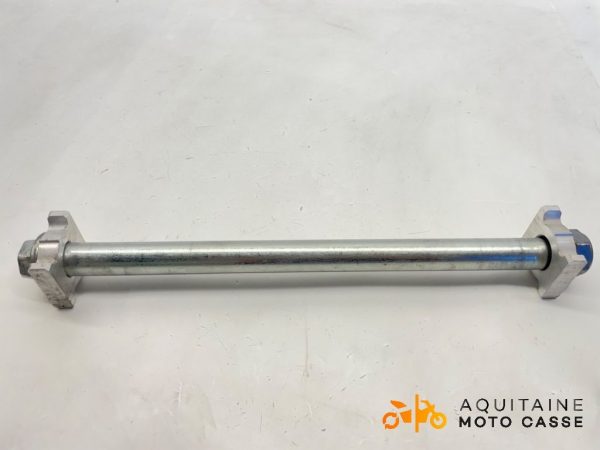 AXE DE ROUE ARRIÈRE HONDA CB 650 R 2023