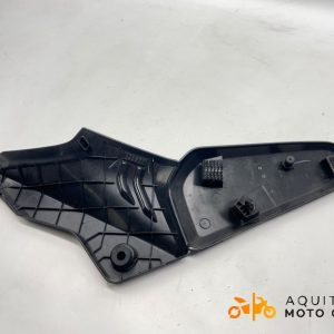 CACHE LATÉRAL GAUCHE HONDA CB 650 R 2023