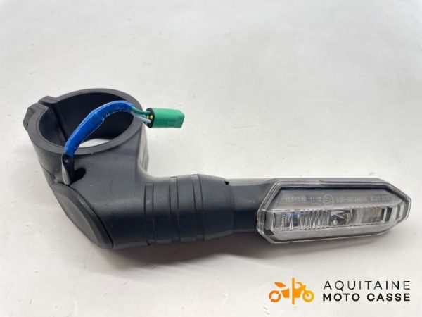 CLIGNOTANT AVANT GAUCHE HONDA CB 650 R 2023