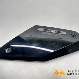 ÉCOPE DE RÉSERVOIR GAUCHE HONDA CB 650 R 2023