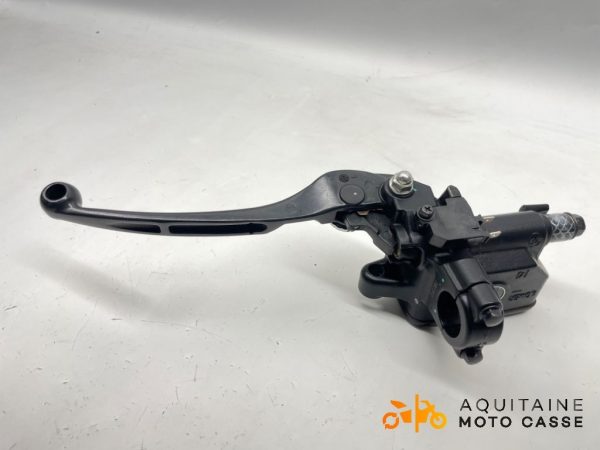 MAÎTRE-CYLINDRE DE FREIN AVANT HONDA CB 650 R 2023