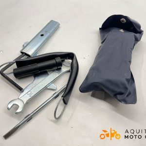 TROUSSE A OUTILS HONDA CB 650 R 2023