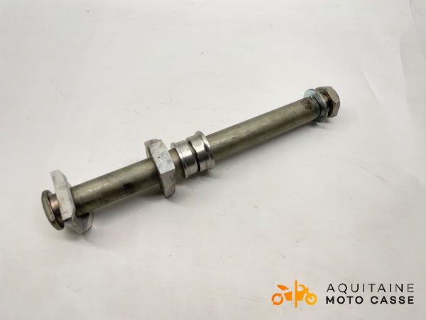 AXE DE ROUE ARRIÈRE SUZUKI GSXS 950 2023