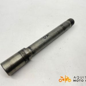 AXE DE ROUE AVANT SUZUKI GSXR 600 2005