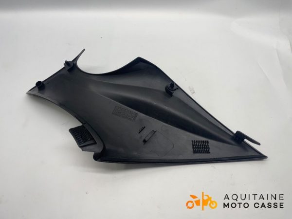CACHE LATÉRAL INTERMÉDIAIRE DROIT SUZUKI GSXS 1000 2019