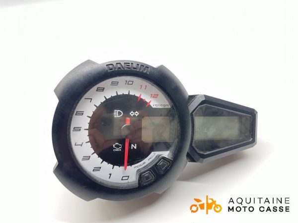 COMPTEUR DAELIM ROADWIN 2008