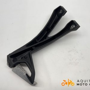 PLATINE ARRIÈRE DROITE SUZUKI GSXS 950 2023