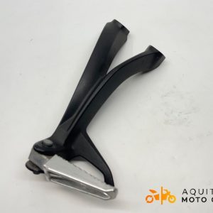 PLATINE ARRIÈRE GAUCHE SUZUKI GSXS 950 2023