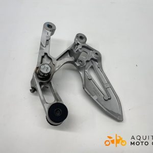 PLATINE AVANT DROITE SUZUKI GSXS 950 2023