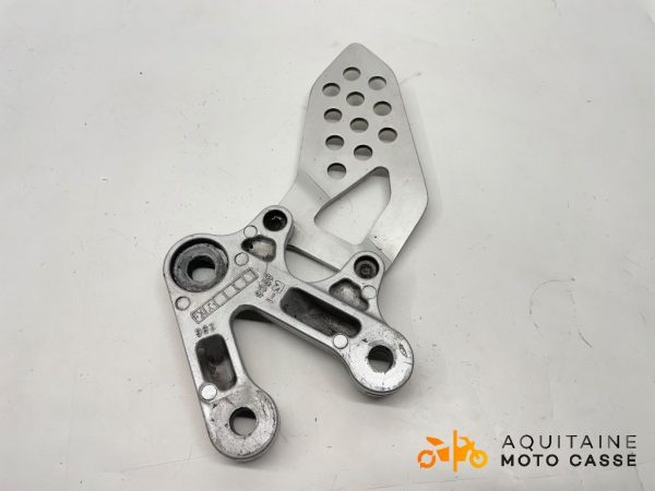 PLATINE AVANT GAUCHE SUZUKI GSXR 600 2005