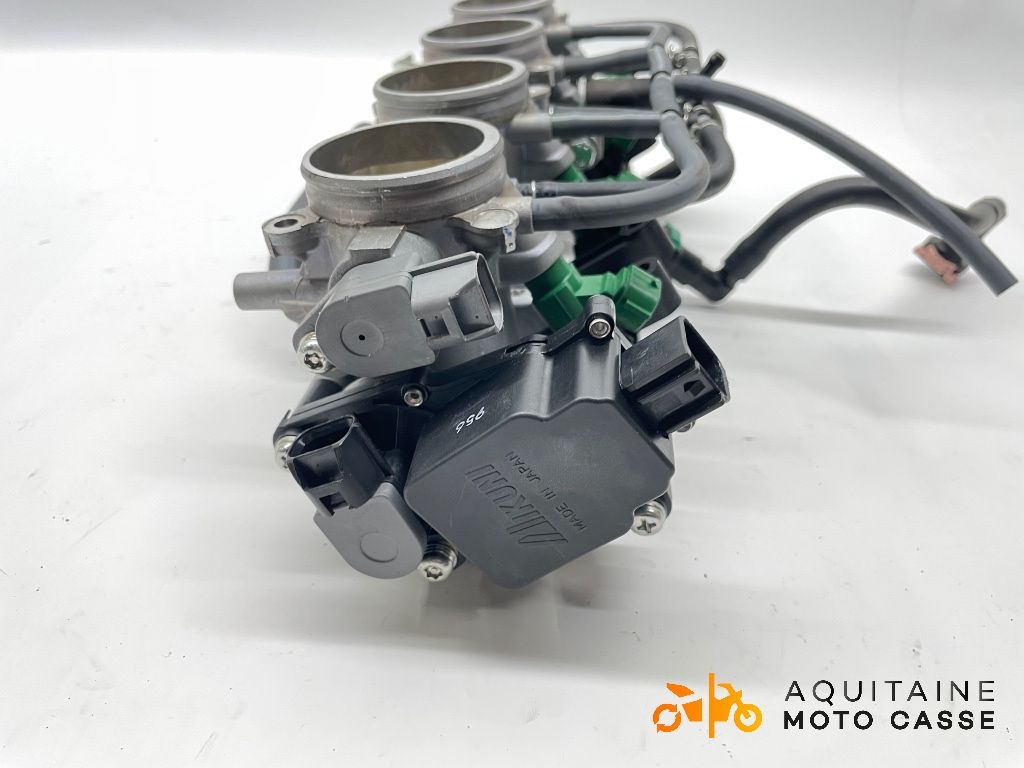 RAMPE D'INJECTION SUZUKI GSXS 1000 2019