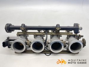 RAMPE D'INJECTION TRIUMPH SPEED FOUR 600 2002