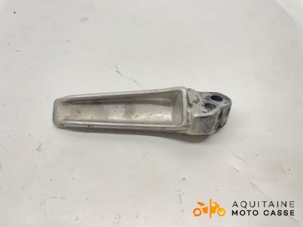 REPOSE-PIED ARRIÈRE GAUCHE SUZUKI GSXR 600 2005