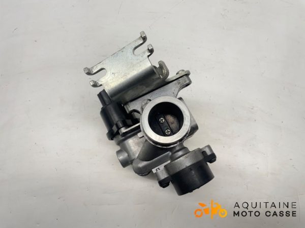 CORPS D'INJECTION SUZUKI BURGMAN 125 2007