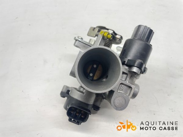 CORPS D'INJECTION SUZUKI BURGMAN 125 2007