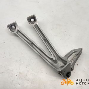 PLATINE ARRIÈRE DROITE SUZUKI GSXR 600 2007