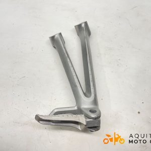 PLATINE ARRIÈRE DROITE SUZUKI GSXR 600 2007
