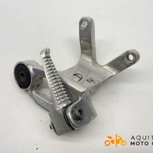 PLATINE ARRIÈRE DROITE YAMAHA YZF 1000 1997