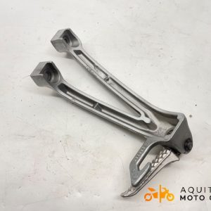 PLATINE ARRIÈRE GAUCHE SUZUKI GSXR 600 2007