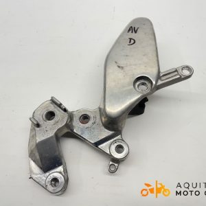 PLATINE AVANT DROITE YAMAHA YZF 1000 1997