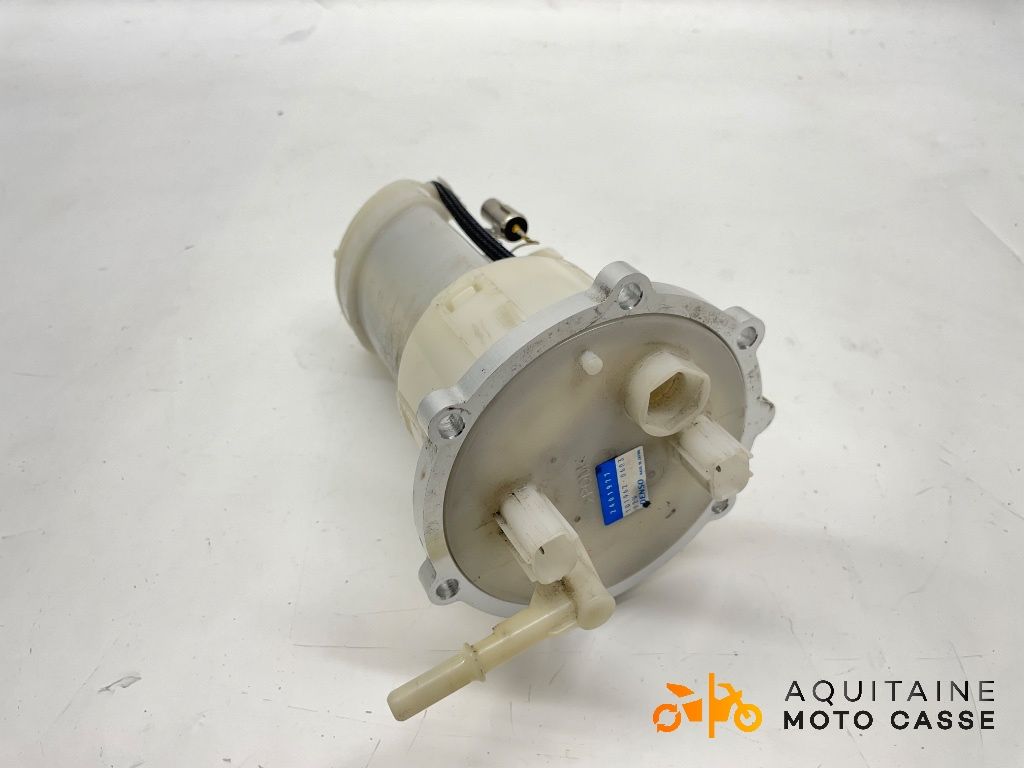POMPE À ESSENCE TRIUMPH DAYTONA 675 2010