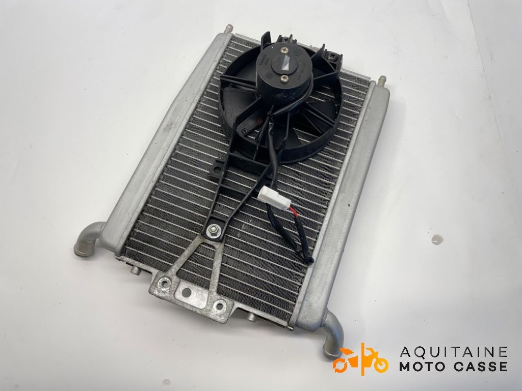 RADIATEUR D'EAU PIAGGIO XEVO 125 2010