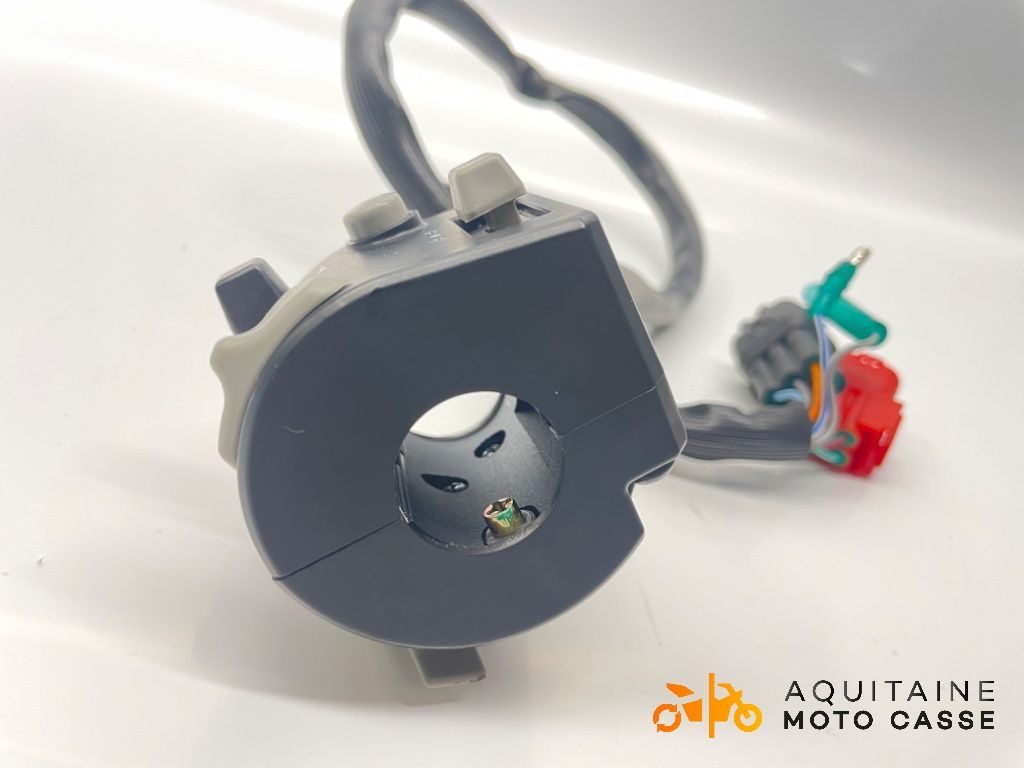 COMMODO GAUCHE ORCAL SK 125 2023