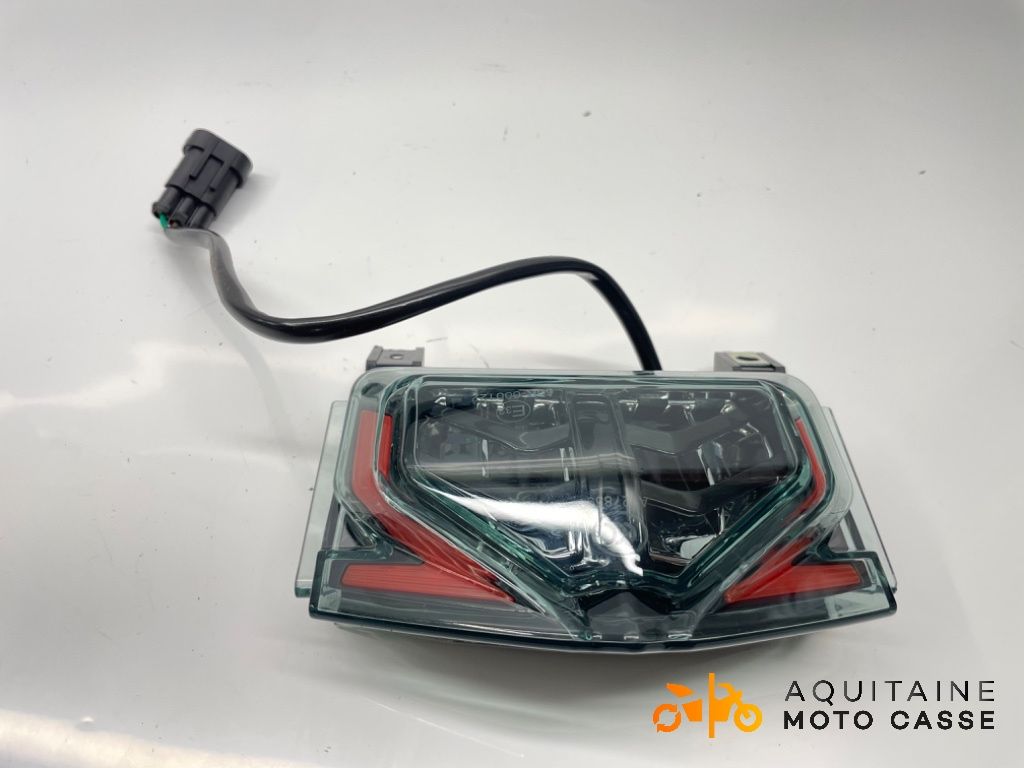 FEU ARRIÈRE ORCAL SK 125 2023