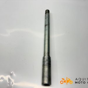 AXE DE ROUE AVANT SUZUKI BANDIT 650 2006