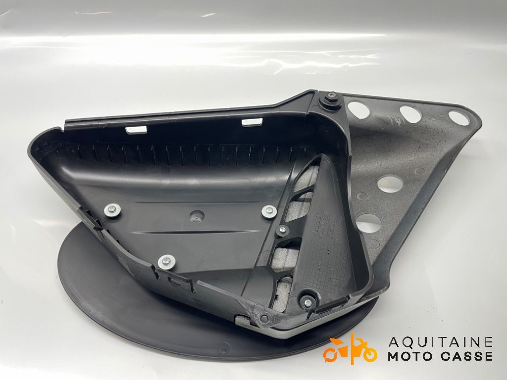 FLANC DE SELLE GAUCHE FANTIC MOTOR CABALLERO 500 2024