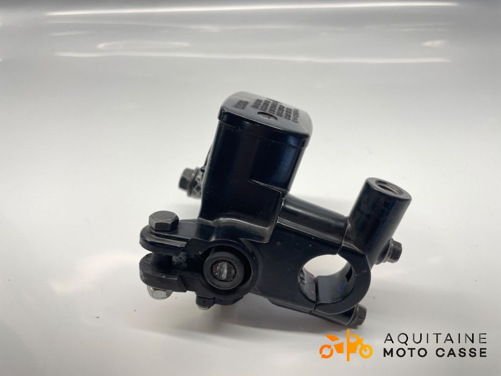 MAÎTRE-CYLINDRE DE FREIN ARRIÈRE YAMAHA X MAX 125 2020