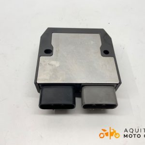 RÉGULATEUR TRIUMPH STREET TRIPLE 675 R 2014