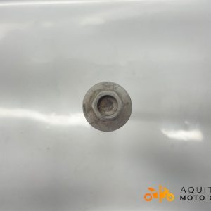 AXE DE ROUE ARRIÈRE HONDA HORNET 600 2004