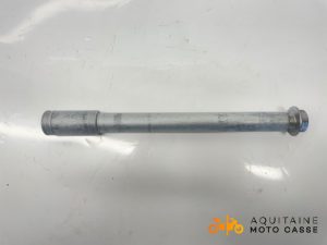 AXE DE ROUE AVANT HONDA HORNET 600 2004