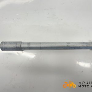 AXE DE ROUE AVANT HONDA HORNET 600 2004