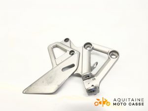 PLATINE AVANT DROITE HONDA VFR 800 F 2010