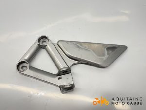PLATINE AVANT GAUCHE HONDA VFR 800 F 2010