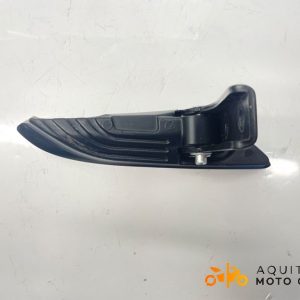 REPOSE-PIED ARRIÈRE DROIT APRILIA SXR 50 2024