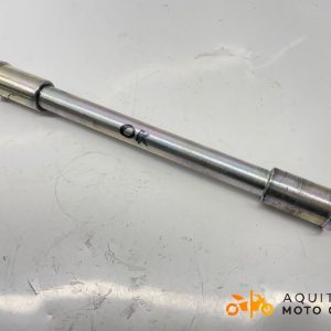 AXE DE ROUE AVANT KAWASAKI ZR 7 2000