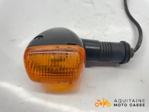 CLIGNOTANT ARRIÈRE DROIT SUZUKI GS 500 2002