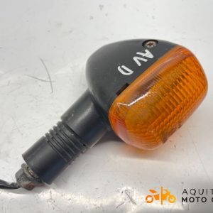 CLIGNOTANT AVANT DROIT SUZUKI GS 500 2002