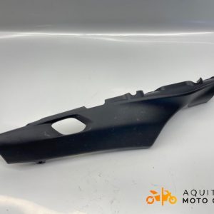 FLANC DE SELLE DROIT YAMAHA MT 09 SP 2023